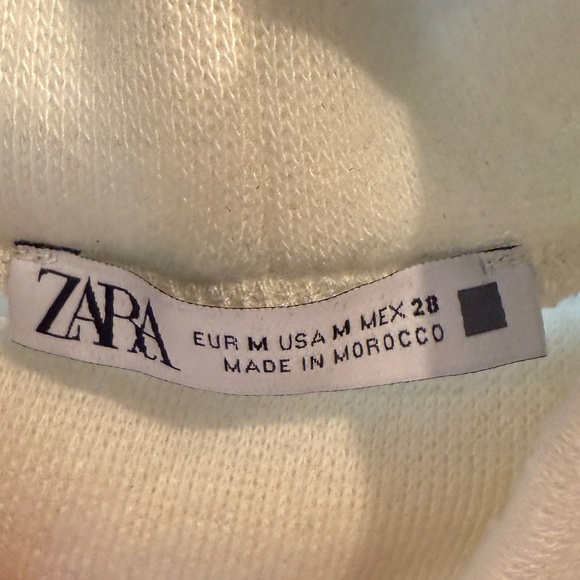 Zara Soft Sweater Dress - Picture 2 of 3